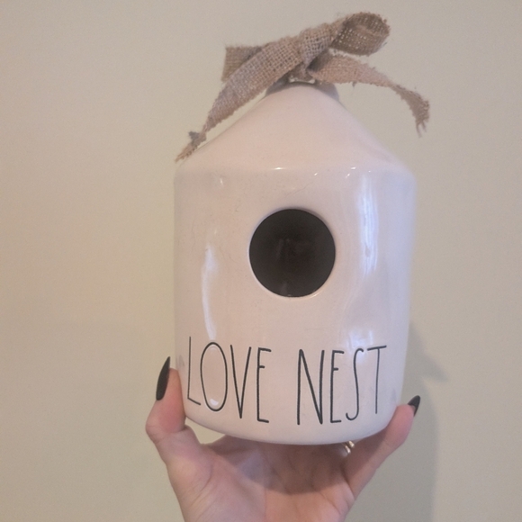 Rae Dunn Love Nest Birdhouse - Picture 1 of 6